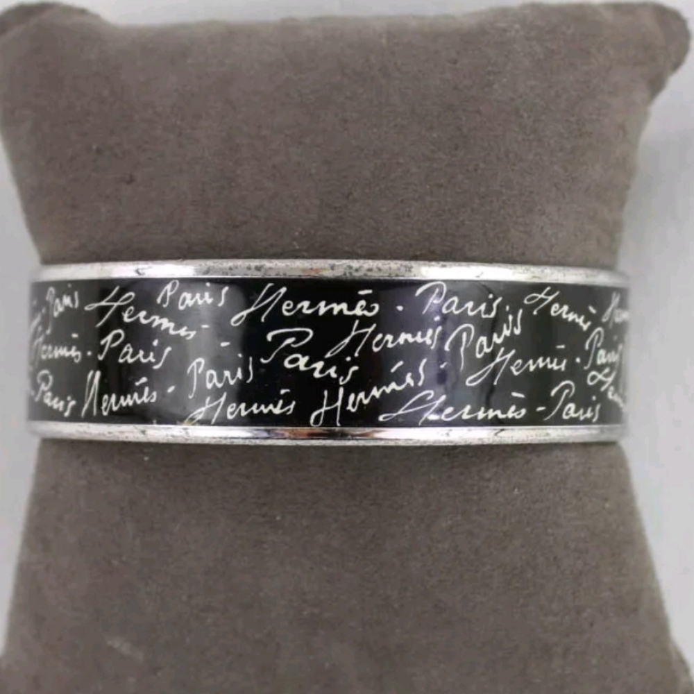 Hermes Palladium Plated Black Script Enamel Bangle Bracelet Size GM 😍